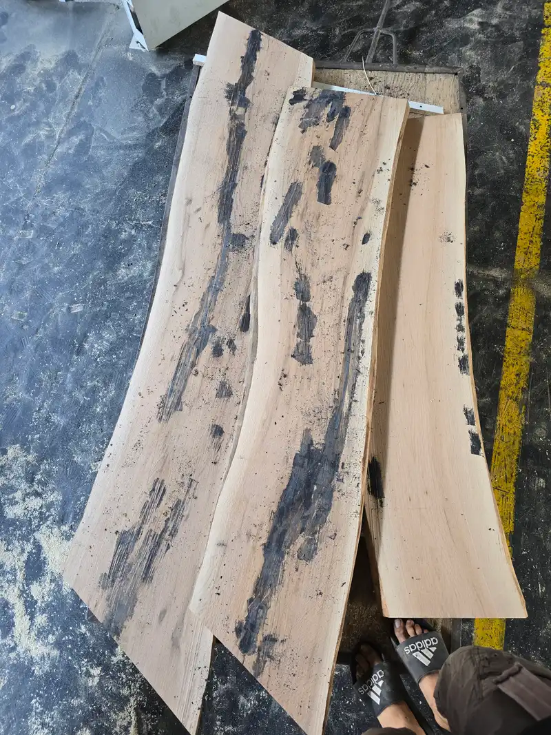 Corner table, in the making, photo 1