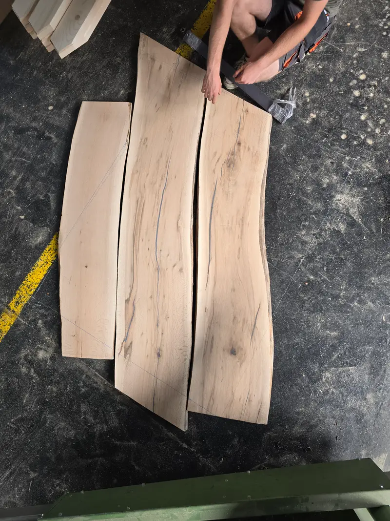 Corner table, in the making, photo 2
