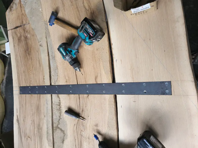 Corner table, in the making, photo 7