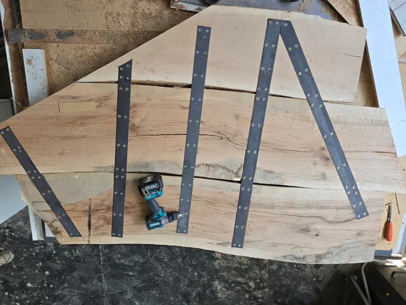 Corner table, in the making, photo 9