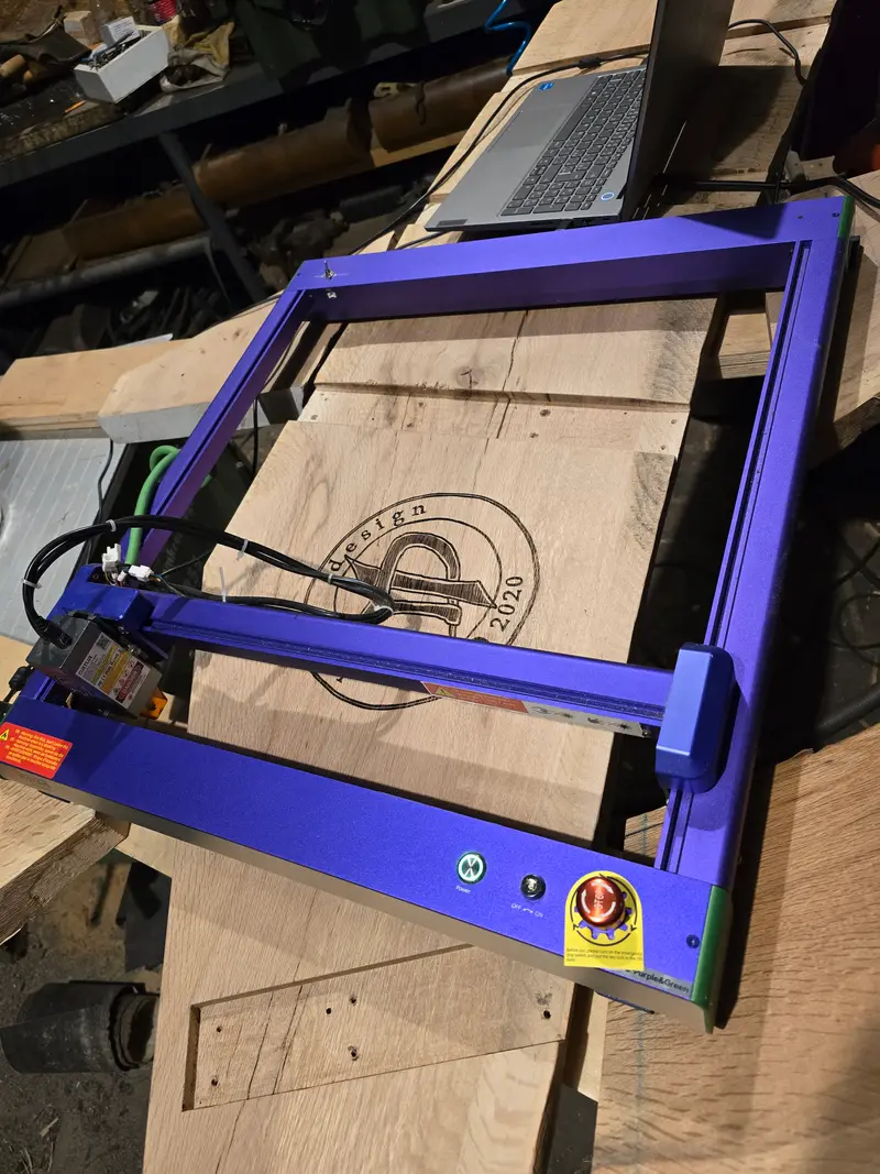 Corner table, in the making, photo 16