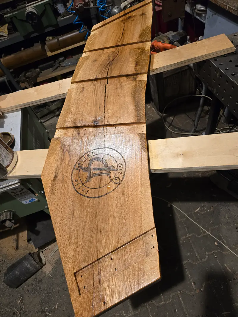 Corner table, in the making, photo 17