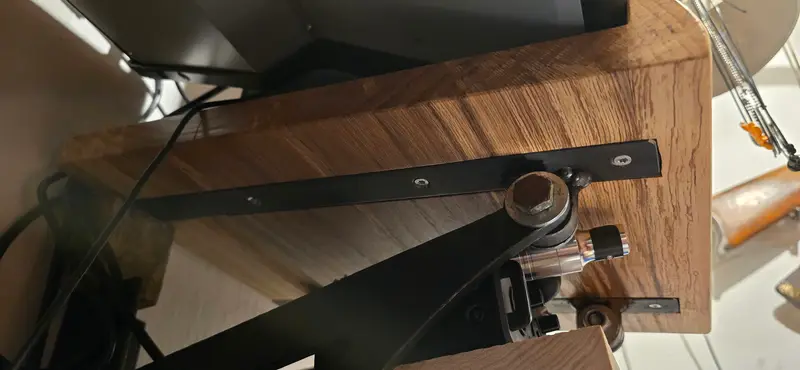 Speaker shelves